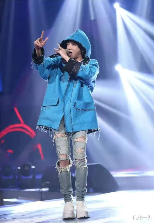 华晨宇|6位“被高估”的歌手：李宇春代表作不多，华晨宇尚雯婕曲高和寡