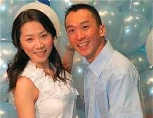 徐华凤|她花7年挤走发妻，嫁给富豪仅3年，却全身器官衰竭躺老公怀里离世