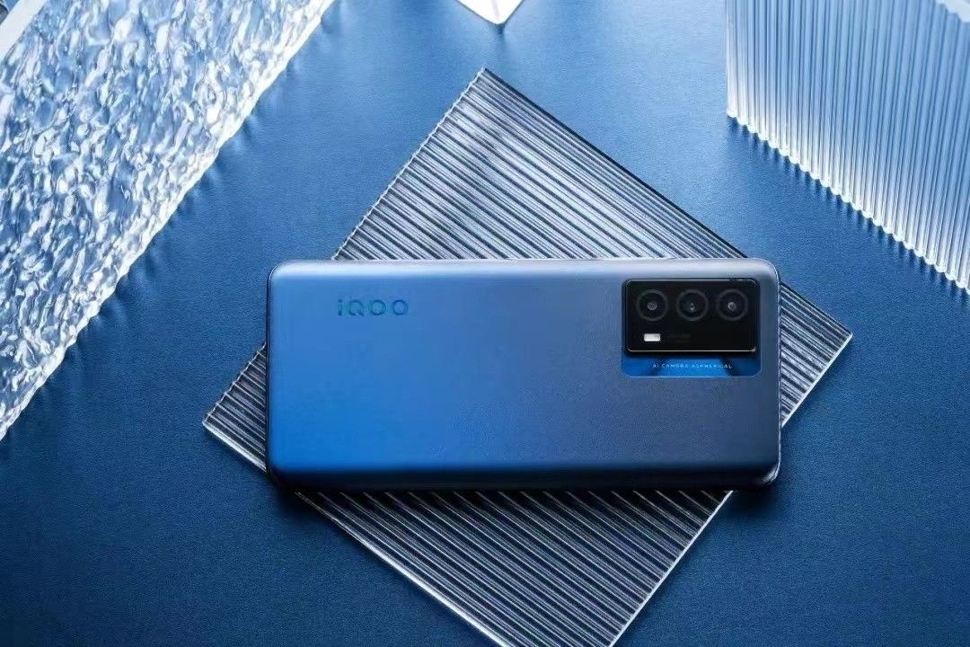 iqoo|这三款高人气5G手机，做到了几乎“零差评”，有没有你正在用的？