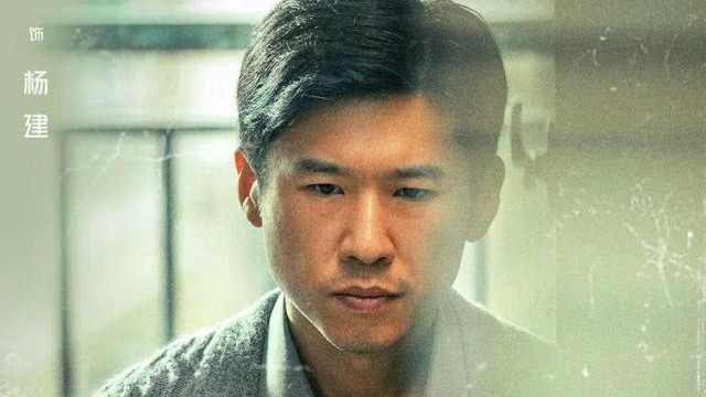 王骁|王骁原来是星二代：38岁才走红，却因热剧《狂飙》跌下神坛