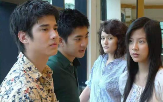 |泰国女星“小水”：穿露背泳衣，大秀好身材，29岁仍单身