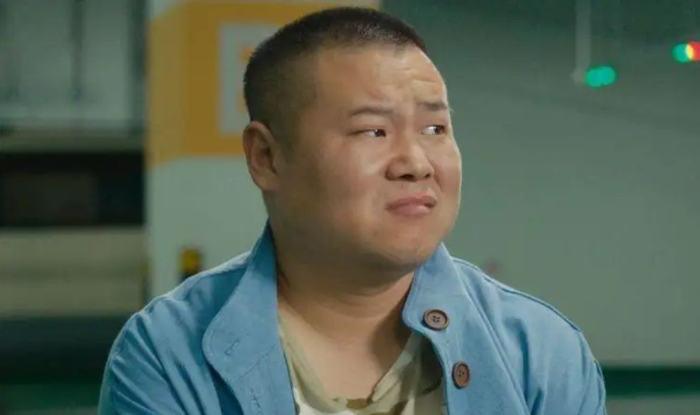 岳云鹏|电视只能7点半开，岳云鹏的至暗史，远比你想得更悲戚