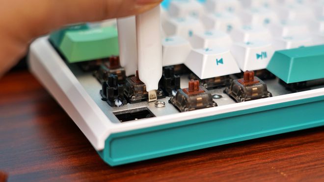 机械键盘|品牌也玩客制化和热插拔，杜伽机械键盘K330w PLUS开箱体验