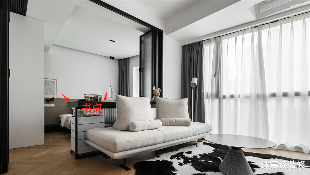 80㎡女白领的独居空间，现代黑白灰的简约设计，时尚高级有质感