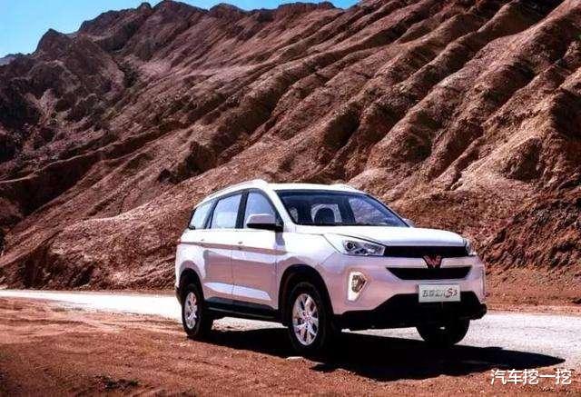 创造与魔法|户外钓鱼必备SUV，爬山涉水轻而易举，这两款车怎么选？