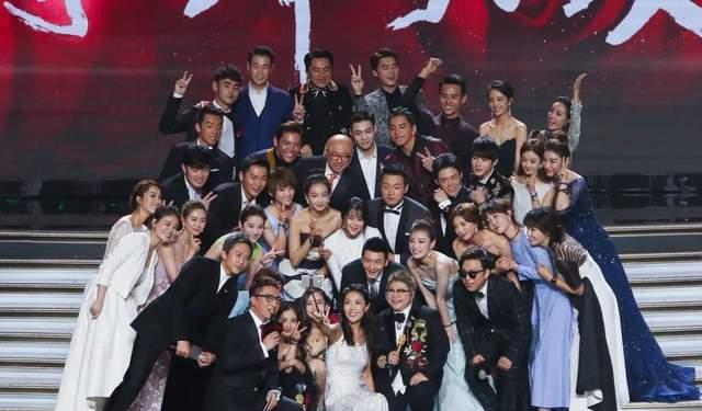 娱乐圈|坐过潘石屹腿，合照删除洪晃，一天650元餐费不够的苏芒有多嚣张