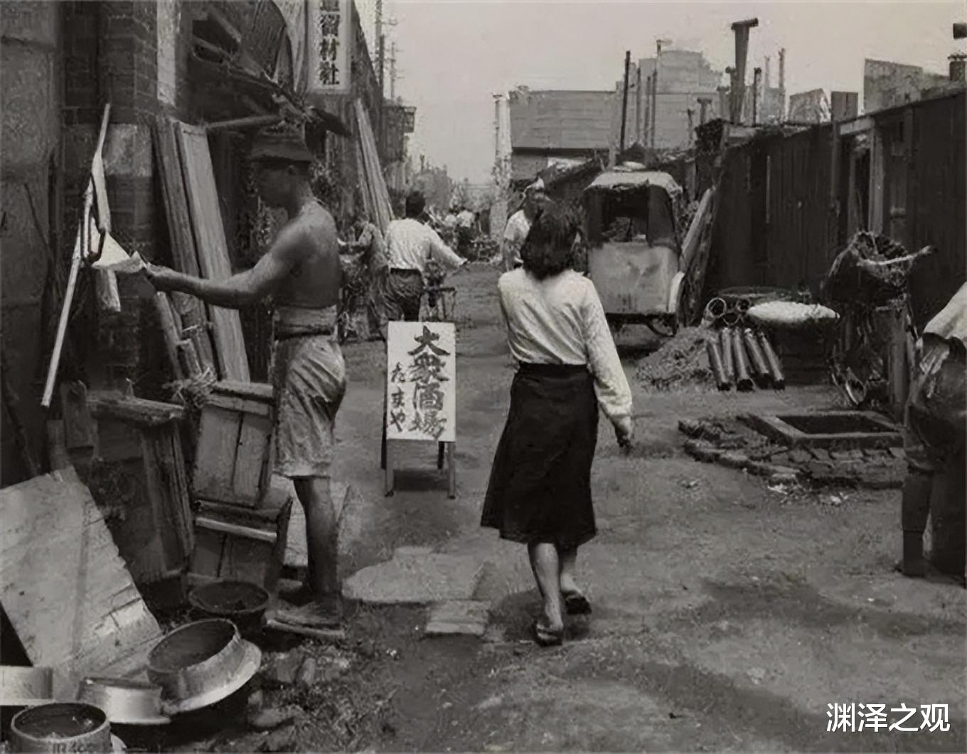 站街女|日本74岁的“站街女”,苦候街道60年,只为等一个永不再回的人