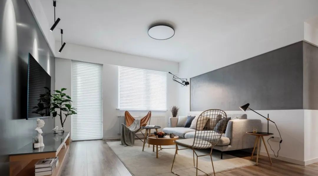 95m2只花7w:这个简约的温馨小两居,堪称本年度低预算之光!