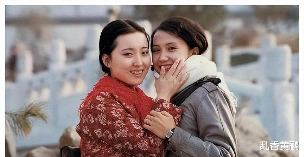 陈晓旭|陈晓旭与十位红楼演员的双人合影，只有她的容貌气质，胜过陈晓旭