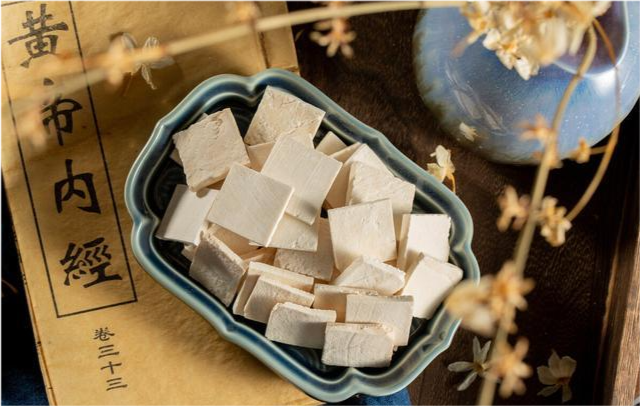 长寿|夜里出现6个表现，都是在通知你1件事：阳气不足了，赶紧补阳