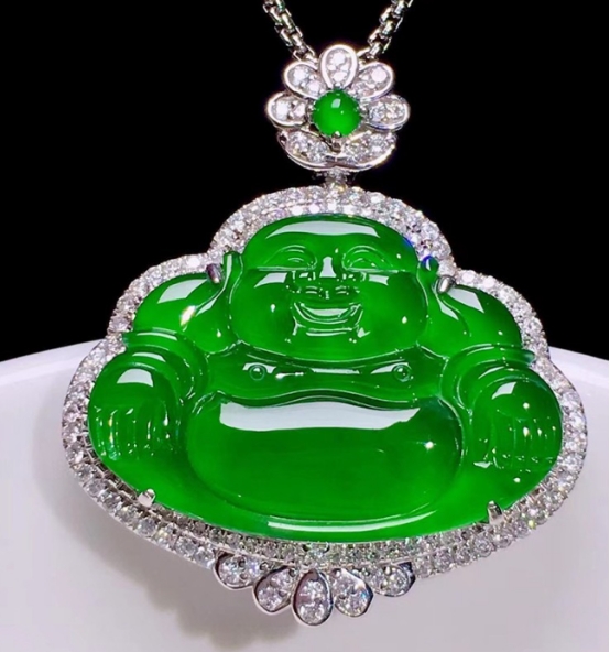 翡翠|市场上最受欢迎的十种翡翠挂件,观音只排第二,第一竟是它!