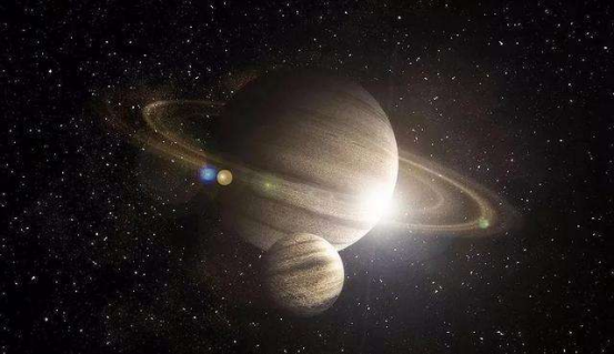 13亿千米外的这个星球,竟有1300公里“焊缝”,或为外星文明遗迹?