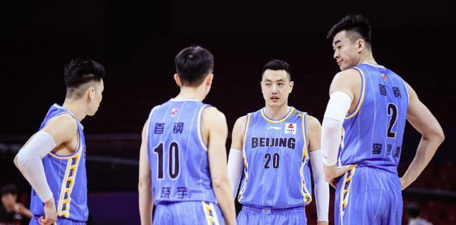 北京男篮|秦晓雯重建北京！四人面临解约，王牌后卫成牺牲品，球迷有话说