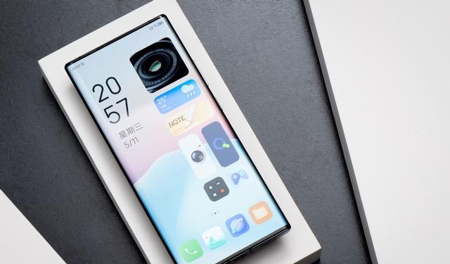|中兴压力很大，16G+1TB旗舰迫降1300元！