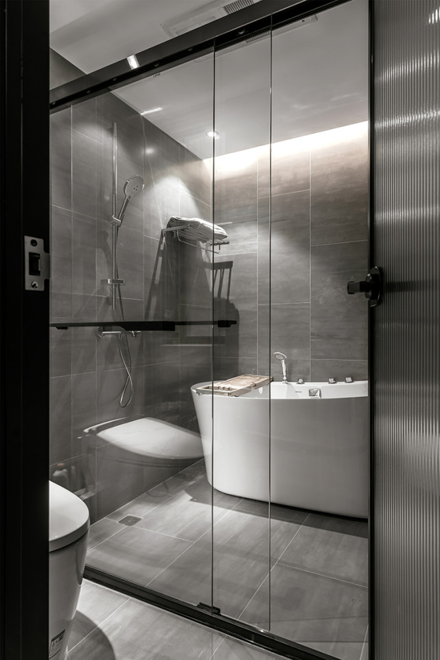 140平四房改两房现代风设计,在删繁就简中呈现出诗意的空灵