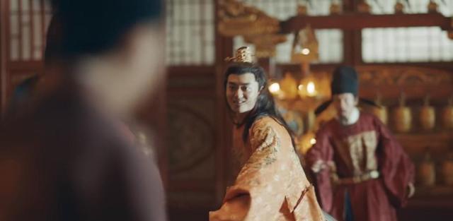 陈宝国|瞪眼咆哮,摇头晃脑,陈宝国儿子“演技炸裂”起来可比baby狠多了