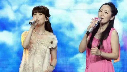 孟庭苇|杨钰莹孟庭苇罕见同框，同是甜歌天后状态差别太大，年龄仅差2岁却像母女