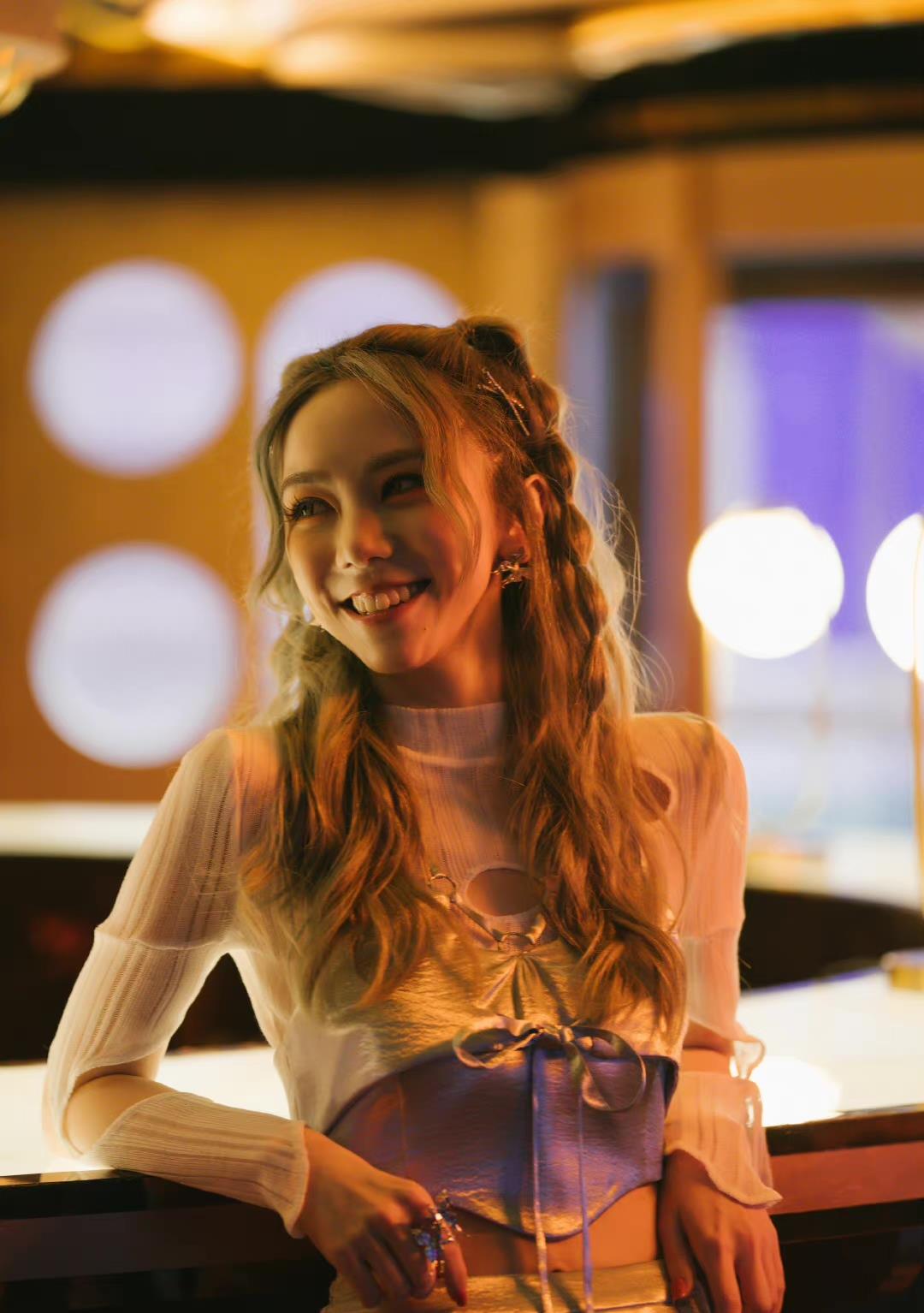 邓紫棋|邓紫棋男友名字男明星相似,她与男友疑似复合,新歌影片由他主演