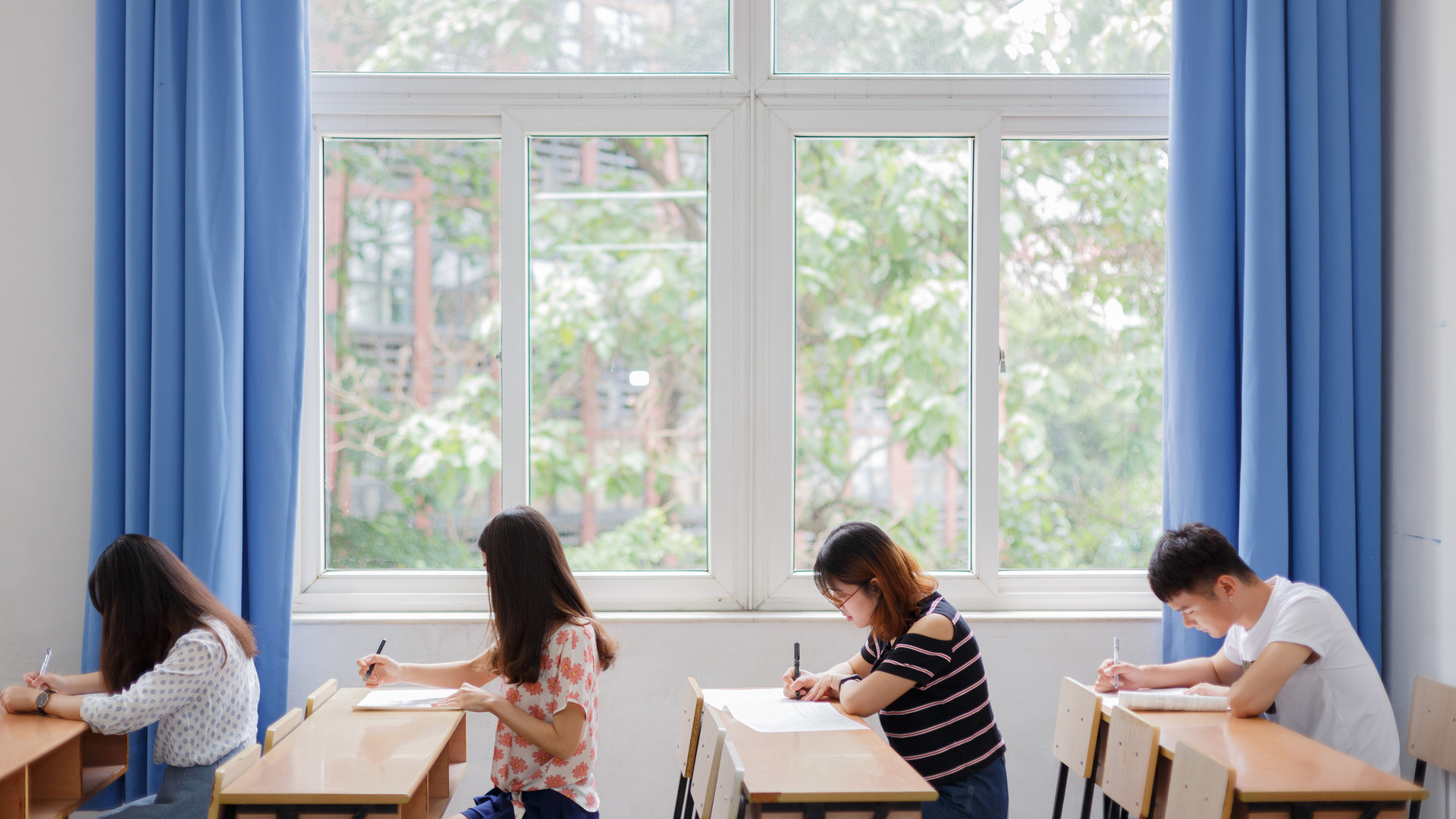 在职研究生|30岁想考在职研究生还有用吗?