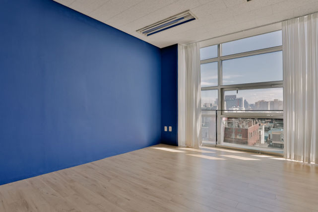 95后姑娘的“穷装”卧室火了，环保又精致，软装的力量真强大