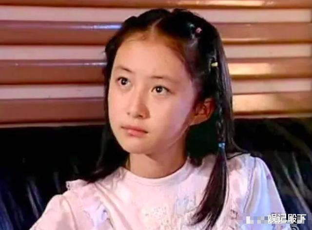 TVB|舒畅童年照曝光，温婉乖巧清秀水灵，校花级长相绝对不缺人追！