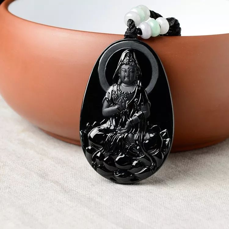 |翡翠界的另类特色——墨翠