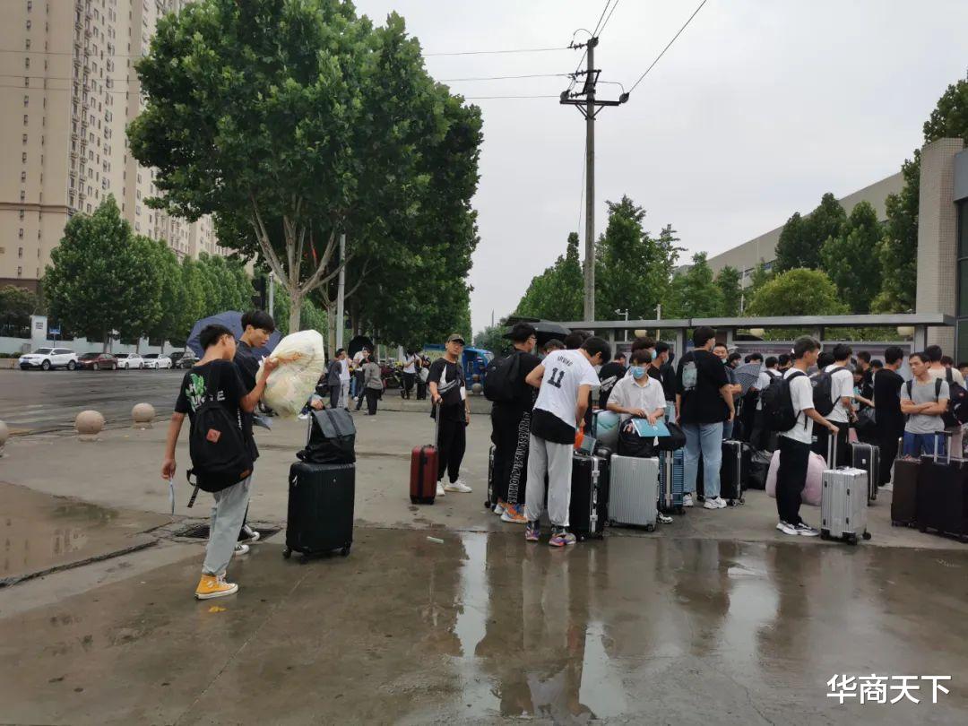 求职|找工作挑三拣四,三天打鱼两天晒网,教授建议向失业人群征失业税