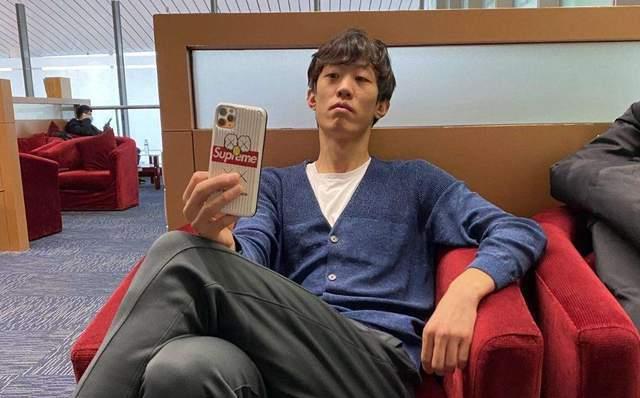 張國偉|網(wǎng)紅名將張國偉：2878萬粉絲，卻說絕不直播帶貨，宣布復出為信仰