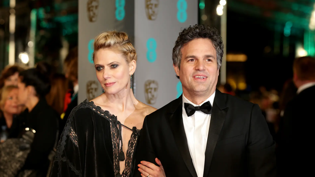 欧美明星|“顶流男星”自曝:24年前穷到睡在垃圾场!如果不是她,我这辈子早完了