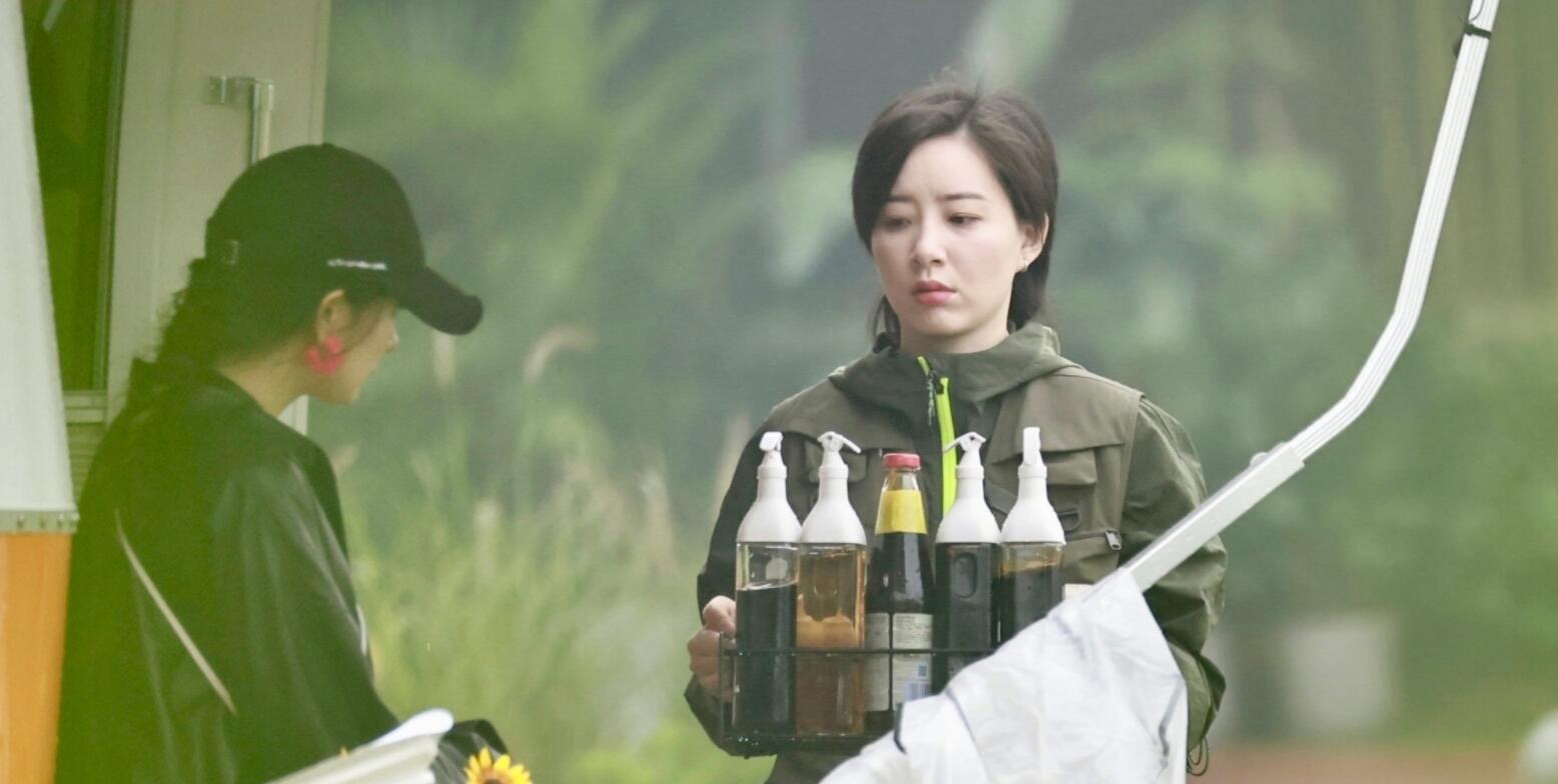 赵本山|这是参加变形计吧？《花少4》路透环境不如前几季，还要做饭干活