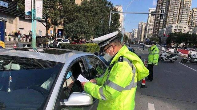 8月25日起，严查家用车“3+1”违章，交警：以前几乎没查过