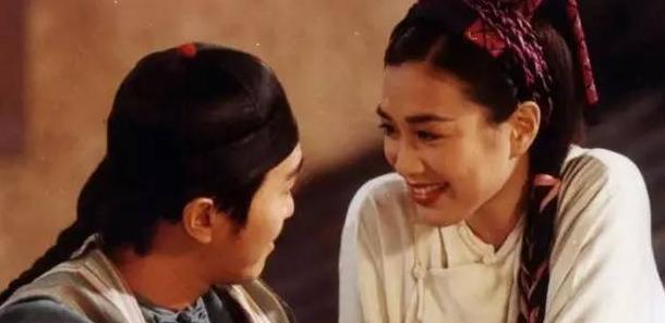 殷桃|朱珠的臀,殷桃的背,舒淇的嘴,她浑身上下写满了性感!