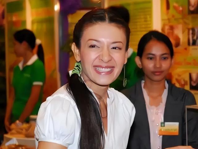 西拉米|西拉米翻盘近况只闻其声，依旧定居在行宫，储妃五官精致慈眉善目