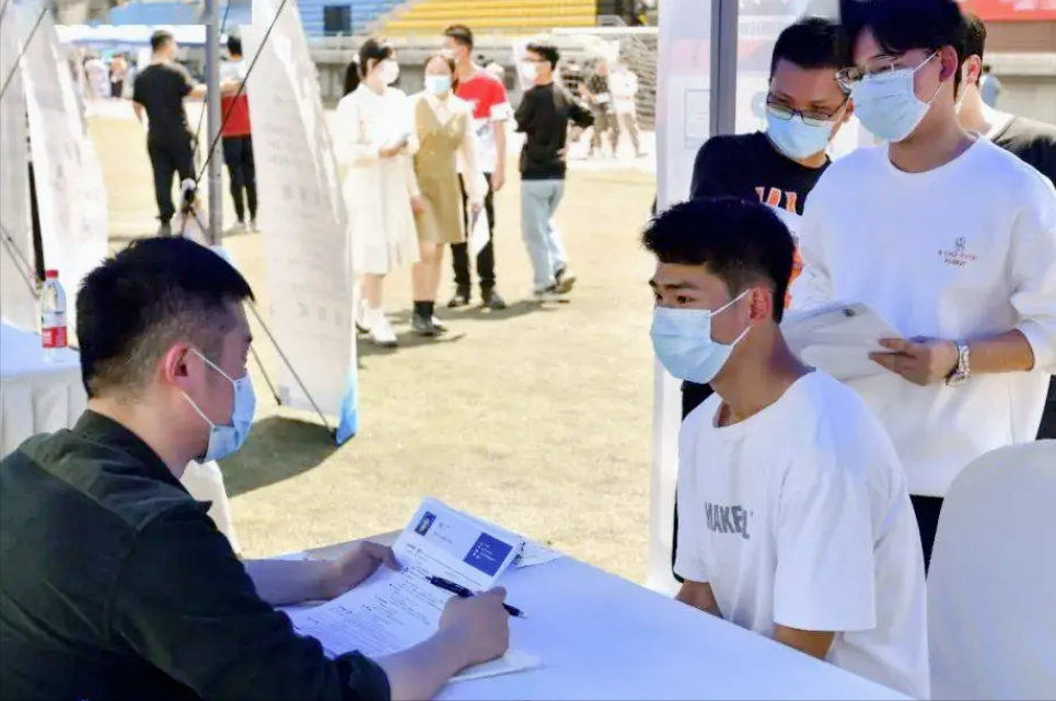 求职|曾经看不起民办二本,退学后出去找工作,才知道自己的想法多幼稚