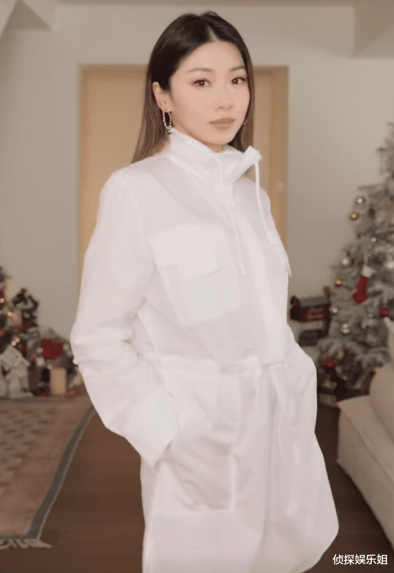 程晓玥|郑恺前任程晓玥高调放闪,甜蜜透露求婚钻戒6.39克拉,好幸福