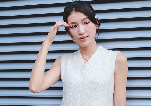 曹格|香港女星被大狗咬伤后,先后做了四次手术,大狗主人拒绝承担责任