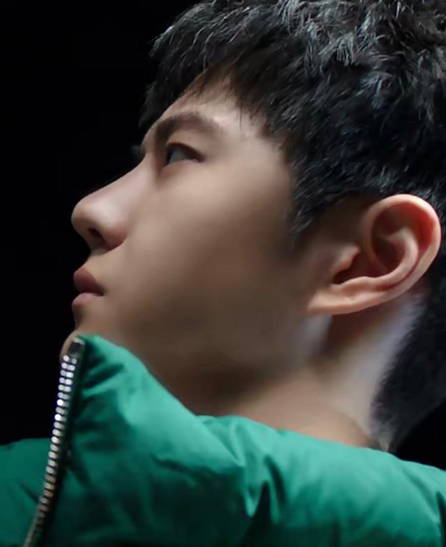 王一博|两大全球代言同频官宣，王一博示范什么是影视演员的时尚商务资源