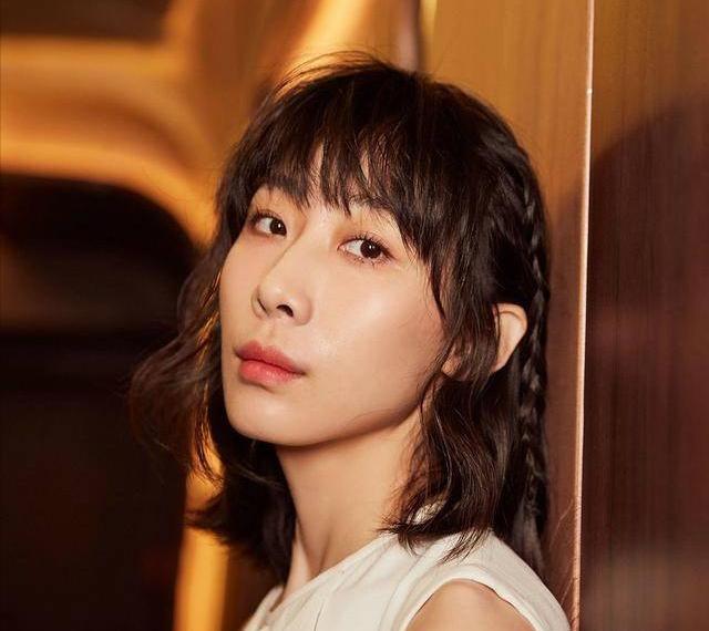 富士康|结婚2年就出轨？任素汐陷入丑闻再次翻红，可怜前夫李洋为爱抱病