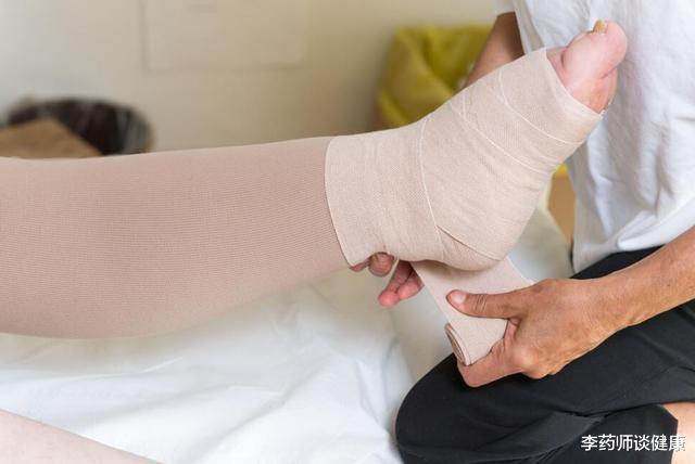 疾病|老年人腿脚水肿别忽视！需警惕的5种疾病，逐条为您讲清楚
