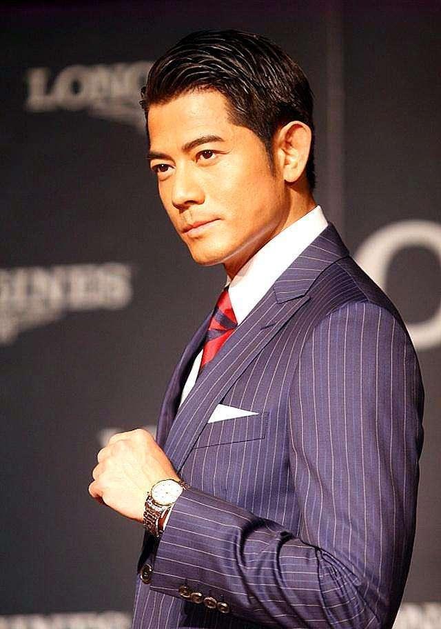 58岁郭富城现身香港马场!