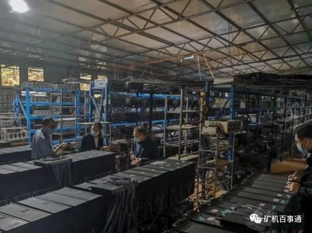 广西百色德保县多部门执法,在一矿场查获比特币挖矿机及配件1300余套