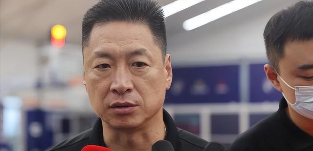 上海男篮|广厦可能会让李春江颜面尽失！上海队里没人能分担到他的压力