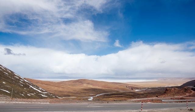 保定|海拔5190米的西藏阿根拉山口,景色美丽迷人,有人却不适合去旅游