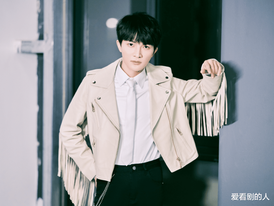 周深|周深凭《睡个好觉》，打破由你榜四项新纪录，能超越他的只有自己