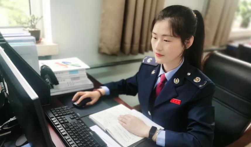 女大学生|受婆婆青睐的儿媳职业排名,空姐不受待见,榜首才是“心头宠”