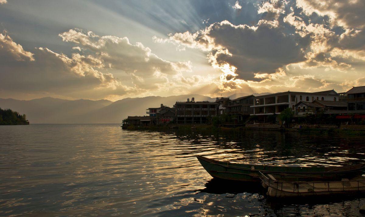 日照金山|国内名字带“大”的四座城市，大连、大理、大庆还有一个少有人知