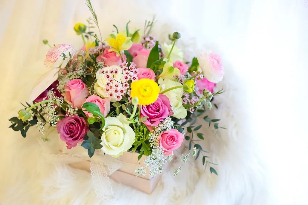 零基础学插花丨简单实用的插花技巧,菜鸟也能玩出高水平!