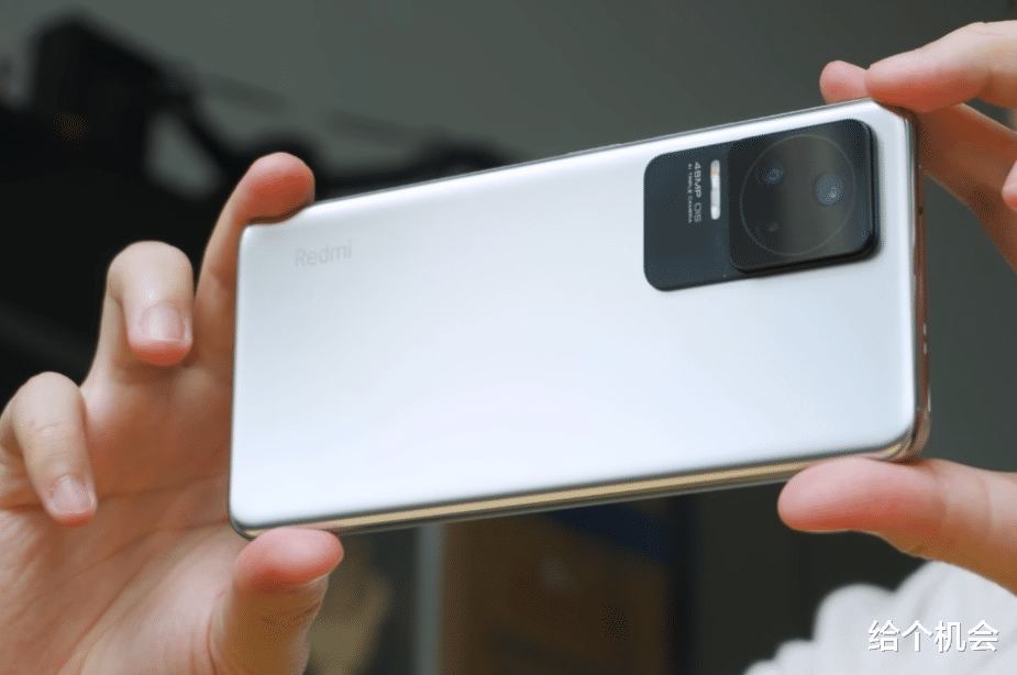 红米手机|为什么在米粉心里红米 K50更受欢迎，而不是K50 Pro？原因就这几点