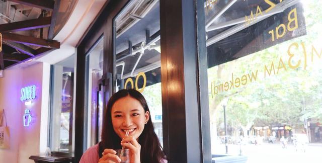 馨子|演员馨子：从偶像剧女主到泯然众人，如今37岁没房没车没结婚