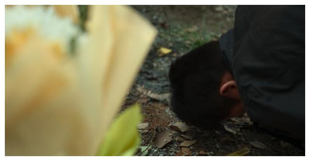 野蛮生长|哭不出来别硬演！《风吹半夏》两位演员告诉你，啥是教科书式哭戏